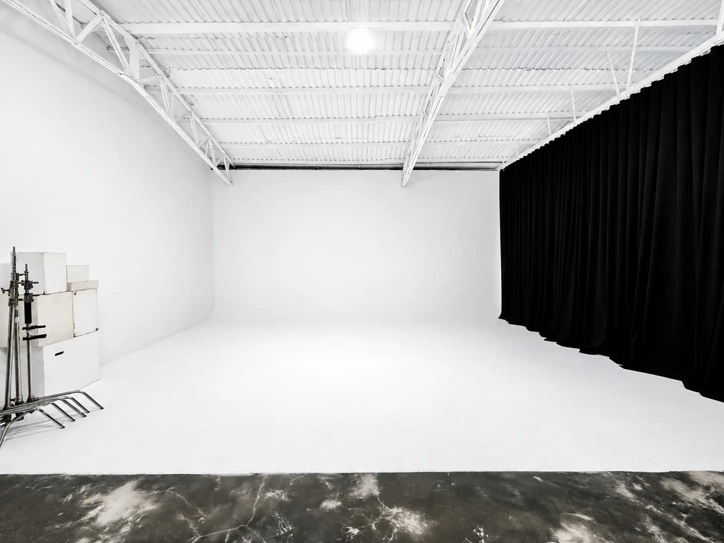 Thông tin chi tiết Space B
